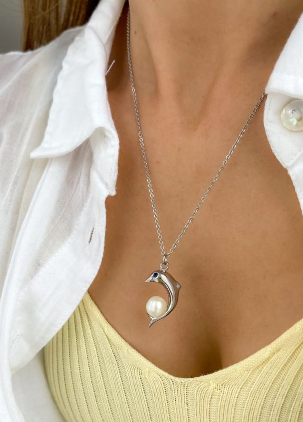 Жіноча підвіска Dolphin with Pearl