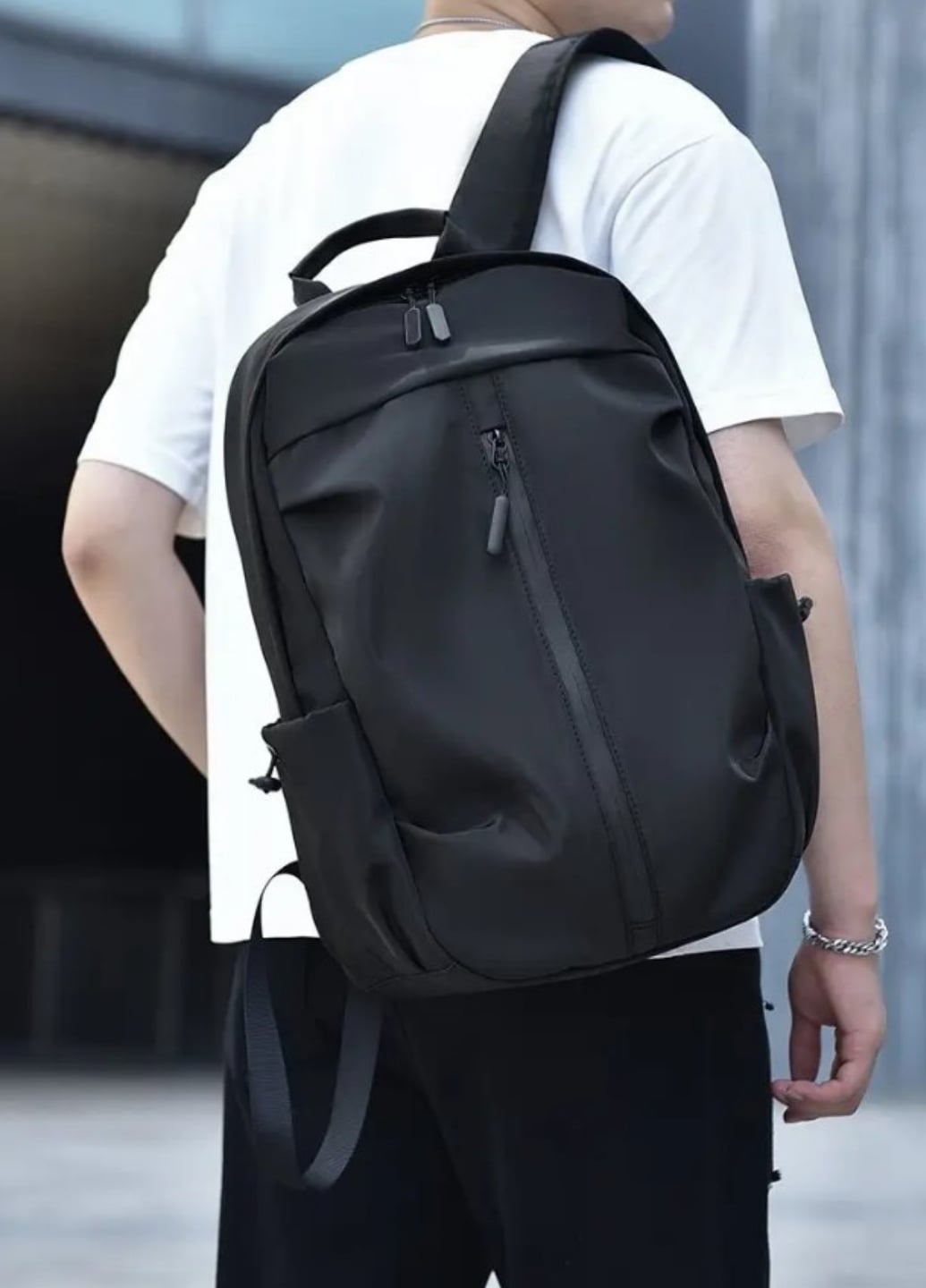 Сучасний міський чоловічий рюкзак Black Vertical